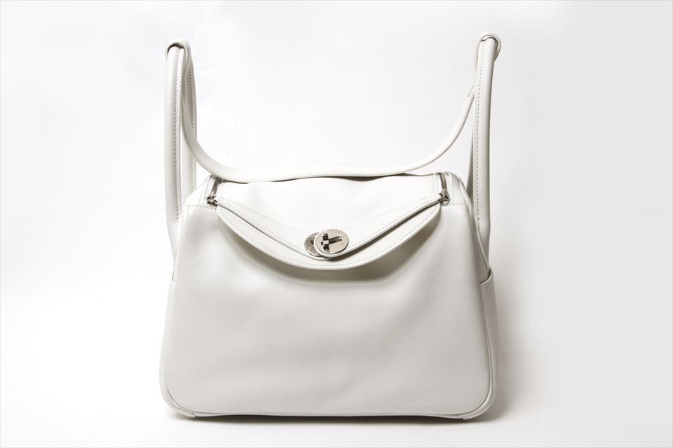 エルメス HERMES リンディ26 M刻印　エタン　シルバー金具 HERMES エルメス リンディ26 エタン シルバー金具 ショルダーバッグ