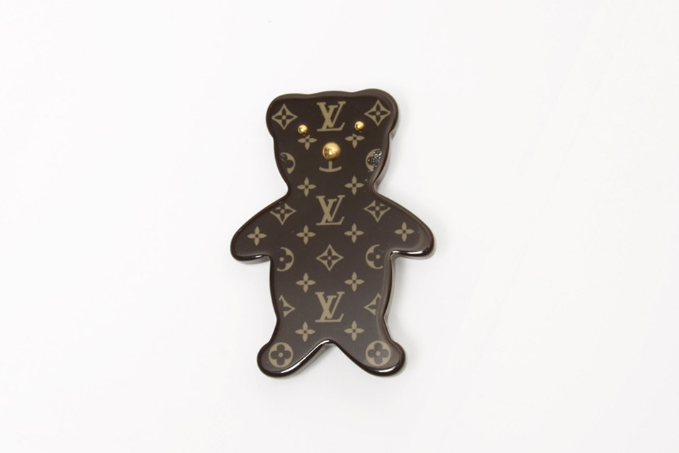 LOUISVUITTON ヴィトン モノグラム 熊モチーフ ブローチ ルイヴィトン 