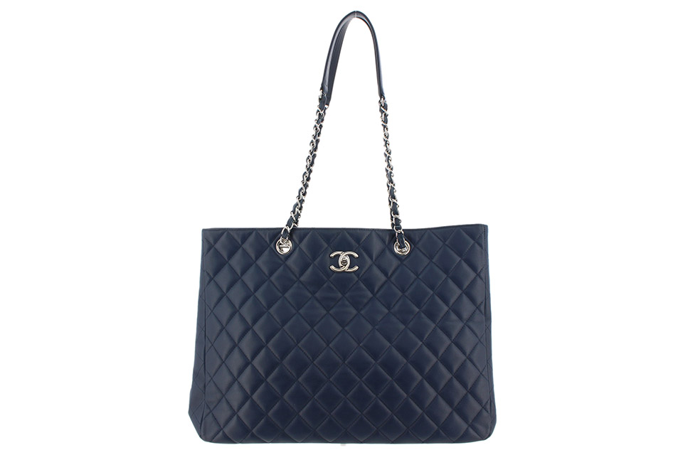 マトラッセ チェーントートバッグ レザー ネイビー