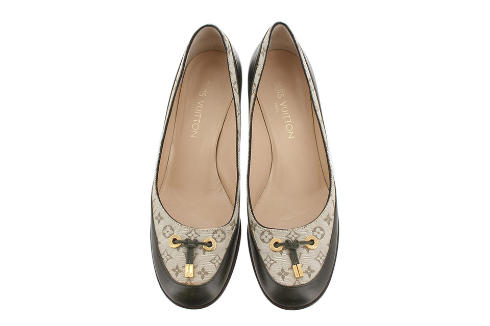 LOUIS VUITTON/ルイヴィトン/タッセルパンプス/キャンバス/カーキ LOUIS VUITTON/ルイヴィトン/タッセルパンプス/キャンバス/カーキ