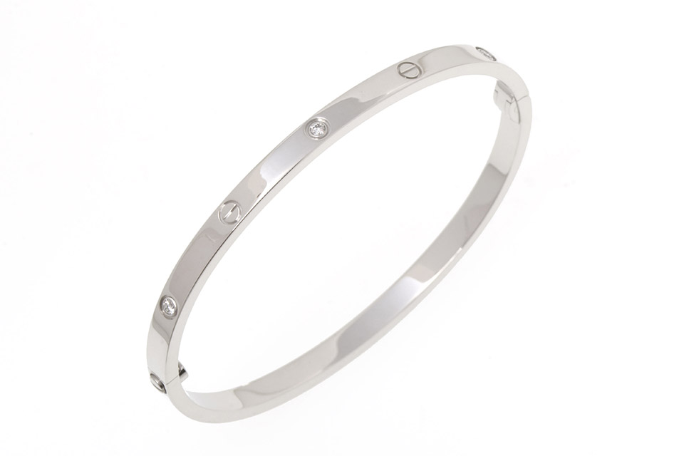 CARTIER (カルティエ) ラブブレスSM ハーフダイヤモンド B6047718 ブレスレット750WG ダイヤモンド 21.6g プレゼント  アクセサリー ジュエリー 美品 - レディースジュエリー・アクセサリー