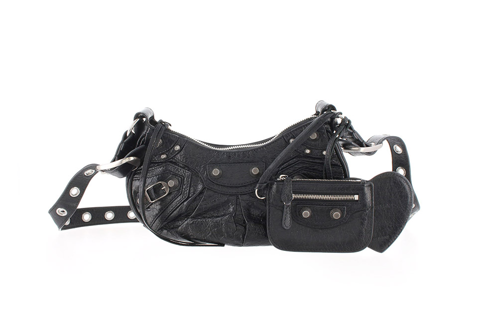 ルカゴールXS　ショルダーバッグ　レザー　黒　ブラック　シルバー金具　671309