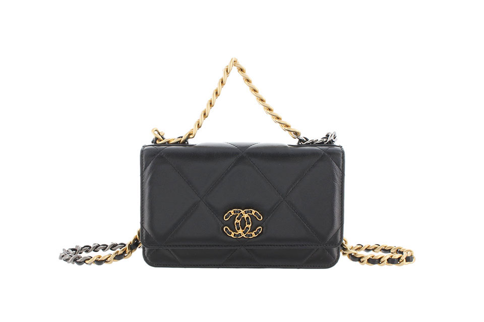CHANEL19　チェーンウォレット　ラム　黒　AP0957　新品同様