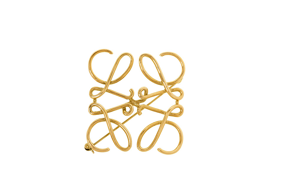 アナグラム　ブローチ　ゴールド　GP