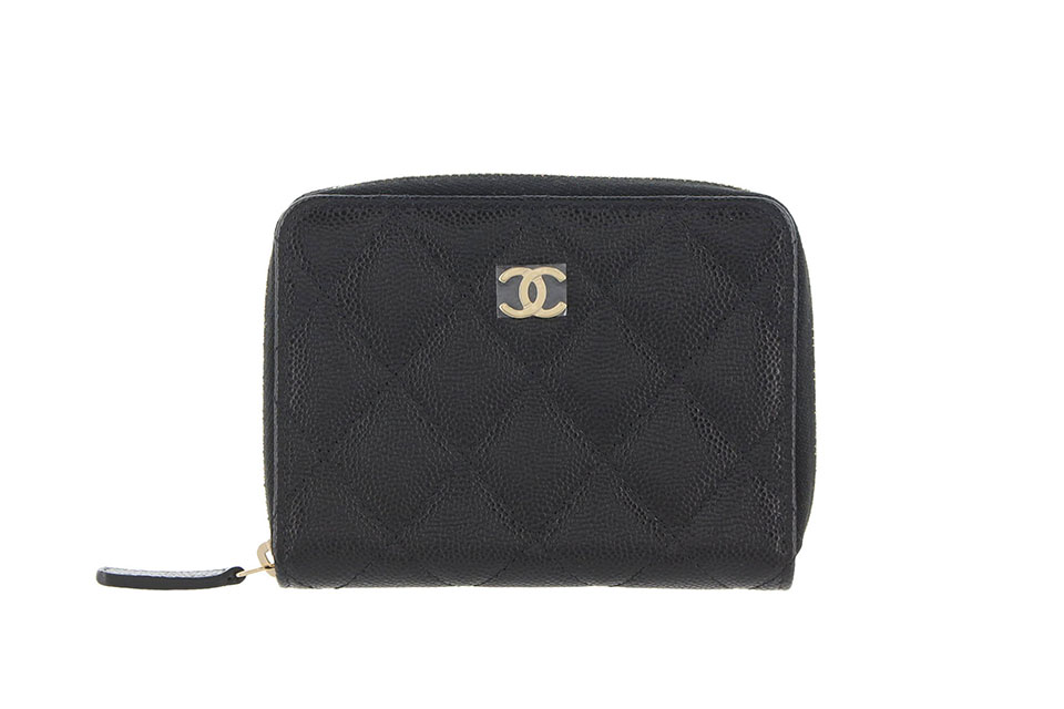 マトラッセ　2つ折り　コンパクト　ウォレット　キャビア　黒　　AP4652　未使用