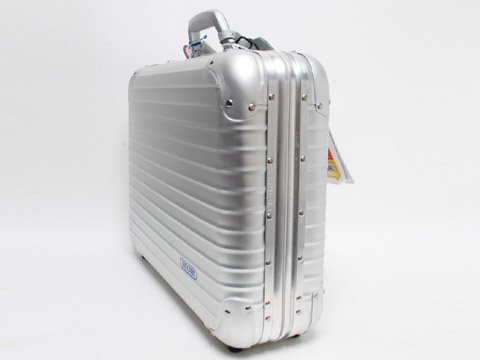 アタッシュケース PCケース シルバー 6501 新品同様 アタッシュケース PCケース シルバー 6501 新品同様