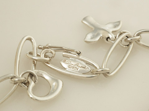 Tiffany プレッツェル　チャーム Amazon.co.jp: [ティファニー] ペンダントトップ 62385618