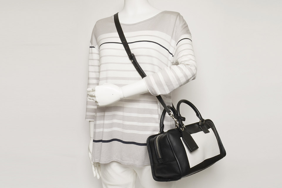 アマソナ28 レザー 黒/白 352.03.N03 未使用