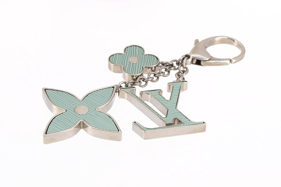 ビジューサック フルールドゥエピ キーホルダー ライトブルー M66776