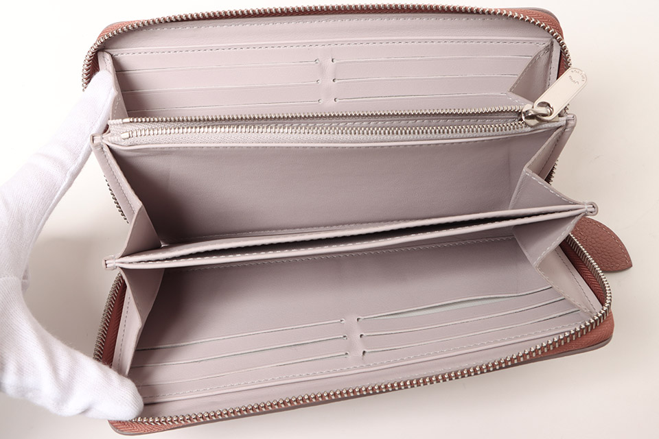 ジッピーウォレット ラウンドファスナー長財布 ボアドゥローズ M69427