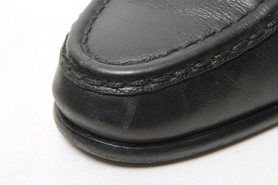 エルメス　黒のレザーローファー ゴールドＨ金具付き HERMES（エルメス） 【新品同様】HERMES ローファー インパクト H ロゴ