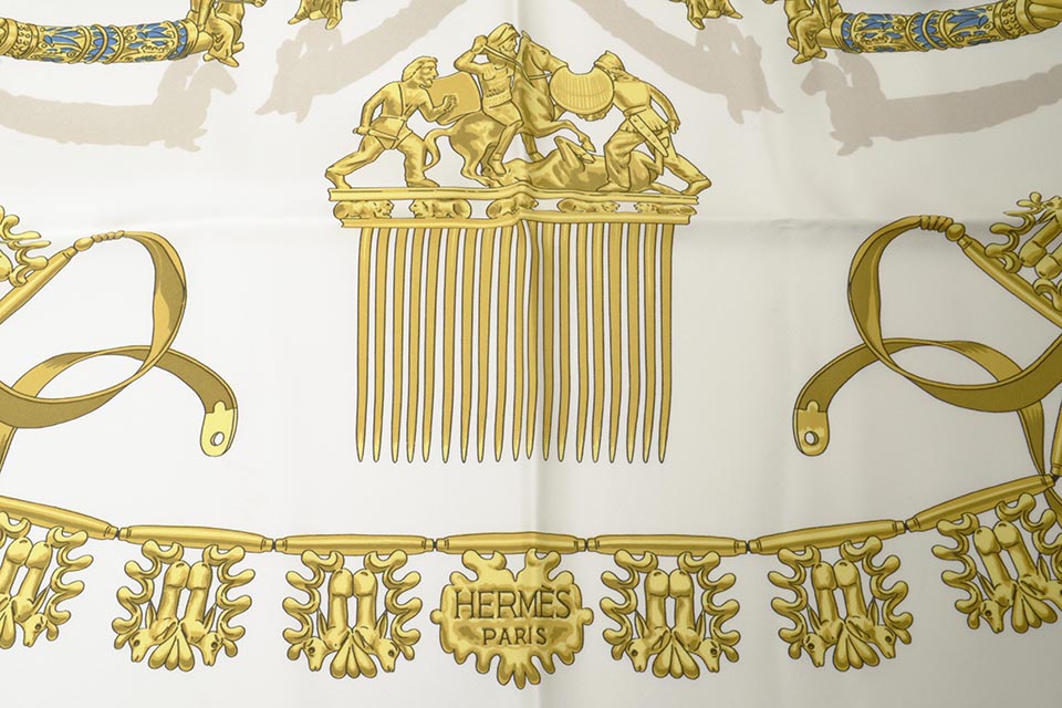 スカーフ 白/ゴールド タグなし