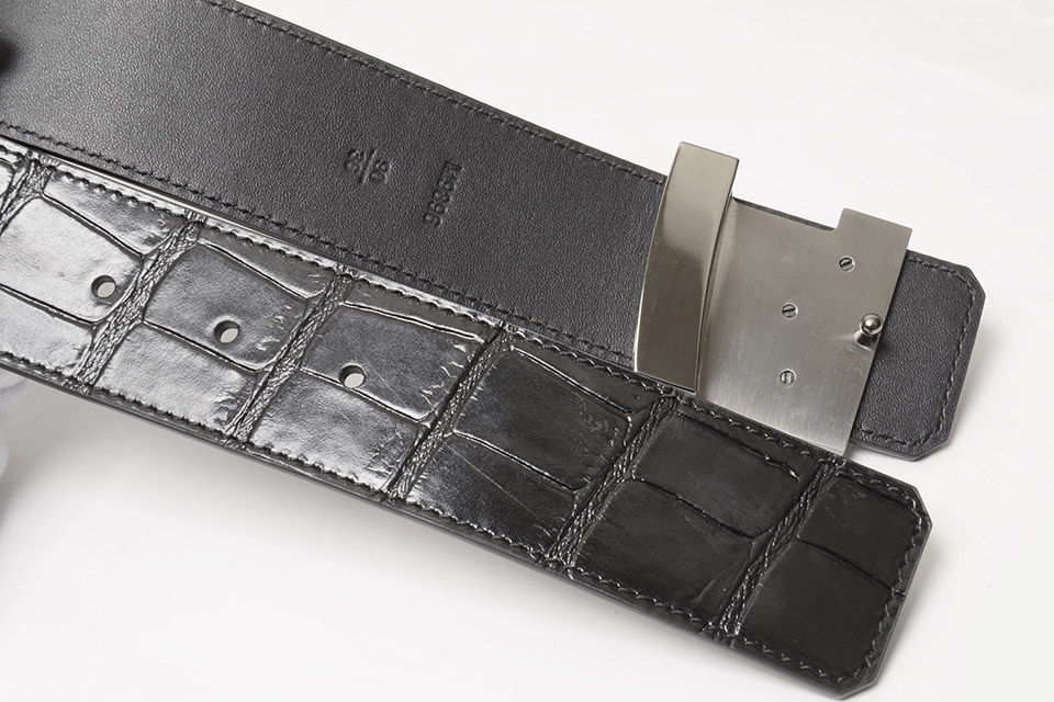 サンチュール LV イニシャル ベルト クロコ 黒 ブラック #90 M9896
