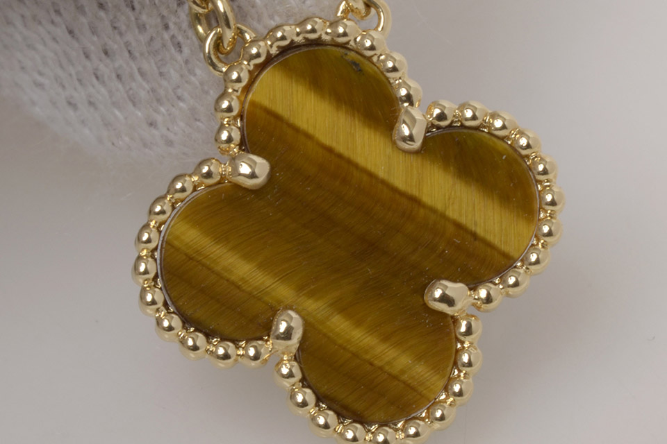 ヴァンクリーフ&アーペル　ヴィンテージアルハンブラネックレス　タイガーズアイ ヴィンテージ アルハンブラ タイガーアイ ネックレス[VCARD38600