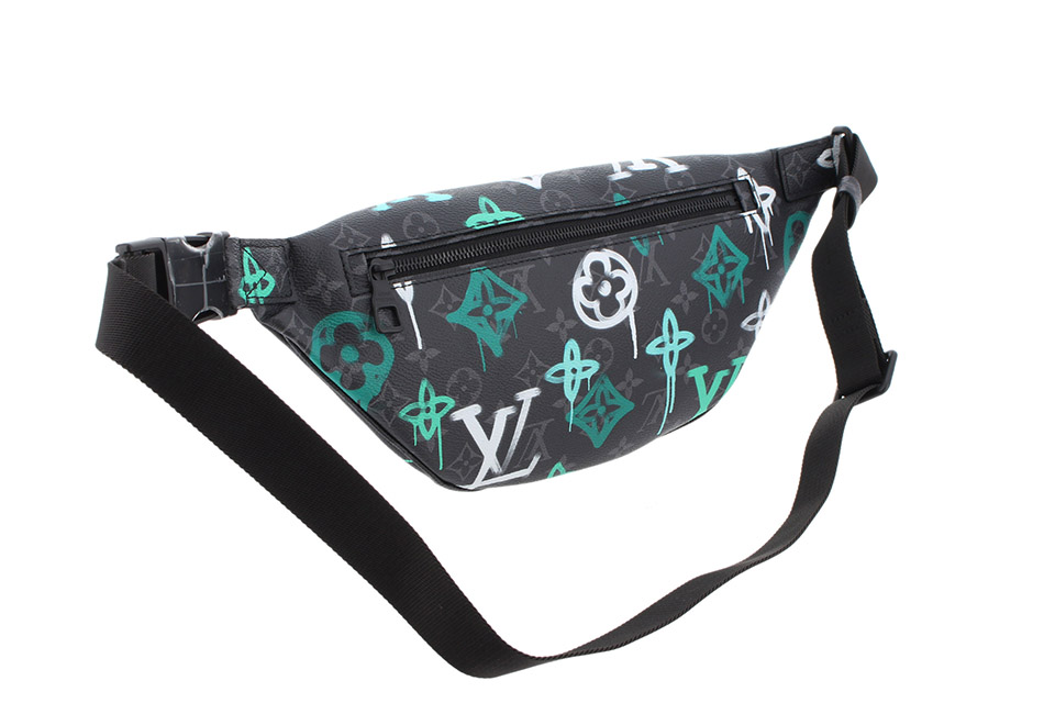 ディスカバリー・バムバッグPM ボディバッグ M21397 グラフィティ