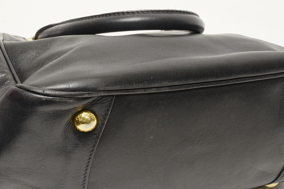 美品★プラダ PRADA リボン2WAYショルダーバッグ 黒BN2245金の金具 2WAYハンドバッグ リボン 黒 ブラック ゴールド金具 BN2245